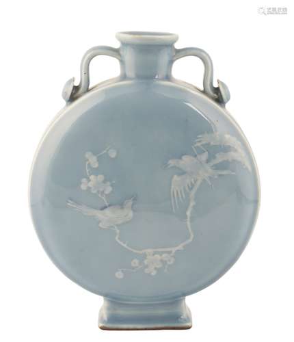 LAVENDER-BLUE GLAZED MOON FLASK (BIANHU), QIANLONG / JIAQING PERIOD