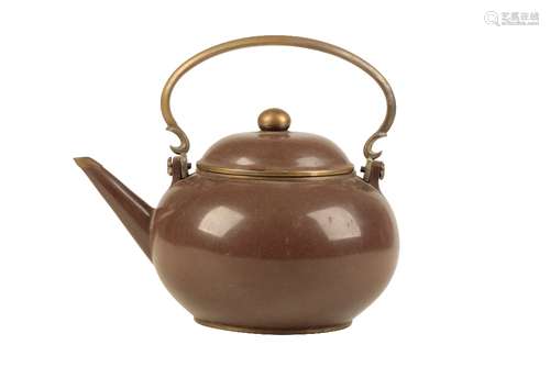 POLISHED YIXING THAI-MARKET TEAPOT, GONGJI MARK, LATE 19TH CENTURY