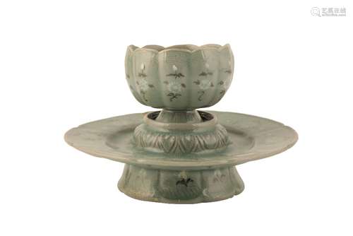 KOREAN INLAID-CELADON FOLIATE CUP AND MATCHING STAND, KORYO DYNASTY, 12TH CENTURY