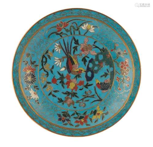 CLOISONNÉ ENAMEL TURQUOISE-GROUND POLYCHROME CIRCULAR DISH, MING DYNASTY, EARLY 17TH CENTURY