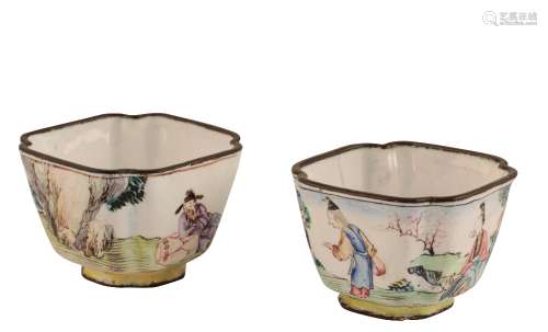 PAIR OF CANTON ENAMEL SQUARE-SECTION SMALL WINE CUPS, QIANLONG PERIOD