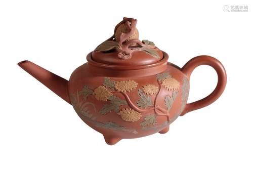 YIXING STONEWARE TEAPOT AND COVER, QING DYNASTY