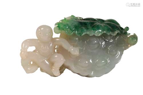 FINE JADEITE CARVED GROUP, LATE QING / REPUBLIC PERIOD