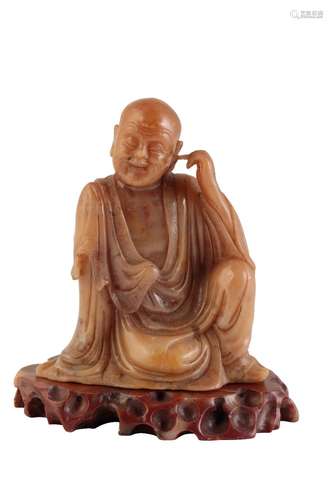 GOOD SOAPSTONE SEATED BUDDHA, QING DYNASTY, 18TH CENTURY