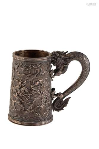 SMALL SILVER TANKARD, MARK OF LEECHING OF CANTON, HONG KONG AND SHANGHAI, CIRCA 1880