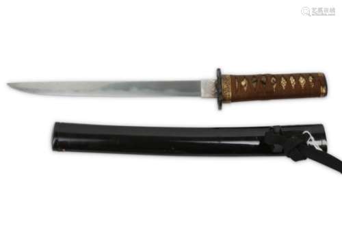 A TANTO (SHORT SWORD)