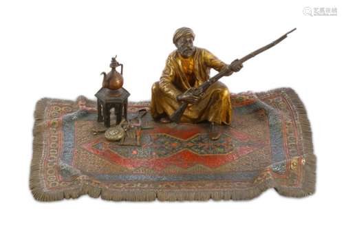 FRANZ BERGMAN (AUSTRIAN, 1861-1936): A LATE 19TH CENTURY AUSTRIAN COLD PAINTED BRONZE OF AN ARAB