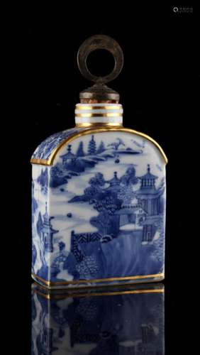 Property of a lady - an 18th century Chinese Qianlong period exportware blue & white tea caddy, with