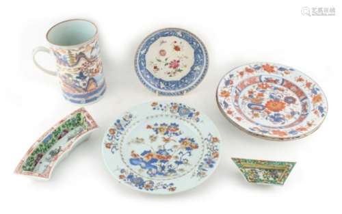 Property of a lady - a group of seven Chinese ceramics, 17th and 18th century, including Chinese