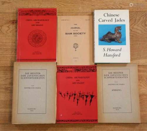 Nineteen books on various Chinese topics, three volumes of Sotheby’s auction of The Edward T. Chow