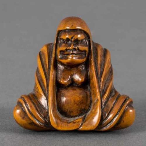 Wooden netsuke: meditating Daruma, Japan, not signed, around 19004