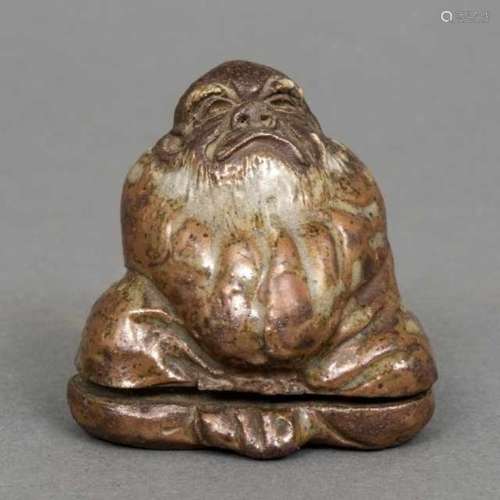 Ofukei/Oniwa ware kôgô with brown glaze: Daruma or Jurôjin, the eyebrows and beard with grey