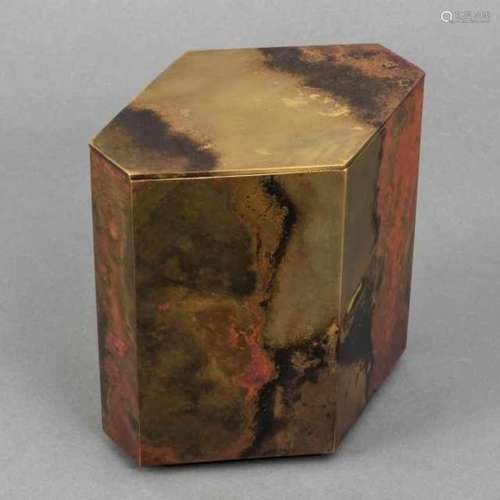 Koji Hatakeyama (1956), bronze lidded box with red murashido motif, the interior covered in gold