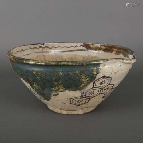 Kato Sakusuke II (1844-1923), large Ao-Oribe ceramic bowl with spout, probably used during