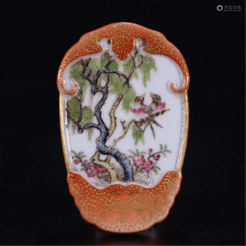 CHINESE PORCELAIN FAMILLE ROSE BIRD AND FLOWER ABSTAINANCE PLAQUE