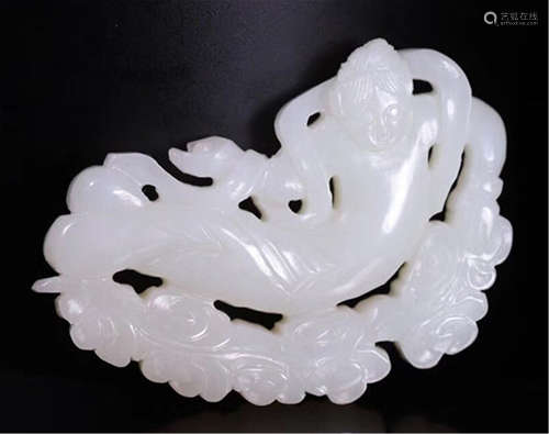 CHINESE WHITE JADE FLYING BEAUTY