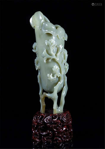 CHINESE CELADON JADE FLOWER HOLDER