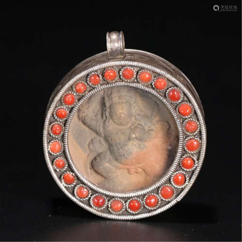 TIBEATN CORAL SILVER BUDDHIST PLAQUE