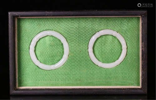 PAIR OF CHINESE WHITE JADE BAMBOO BANGLES