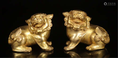 PAIR OF CHINESE GILT BRONZE LION PAPER WEIGHT