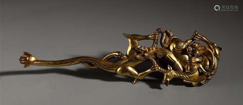 CHINESE GILT BRONZE BEAST BELT HOOK