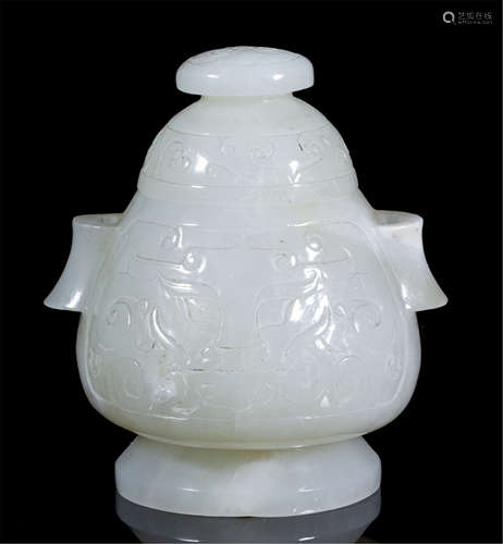 CHNESE WHITE JADE LIDDED ZUN VASE