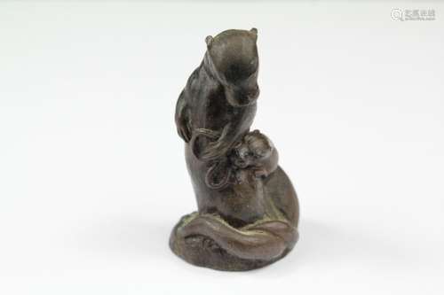 A Hard-stone Carving of Otters, approx 5