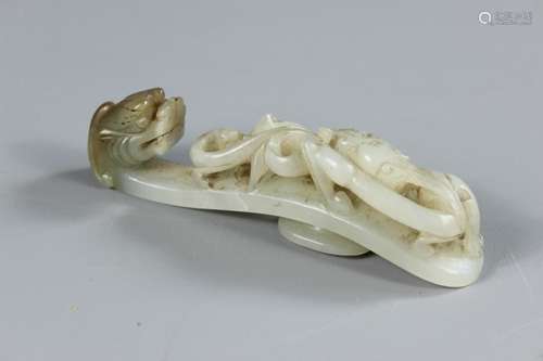 Antique Chinese White Jade Belt Loop, shaped in the form of a dragon, approx 9