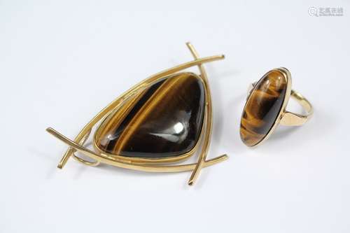 A Lady's Vintage 9ct Gold and Tigers Eye Ring, size K together with a stylistic pendant brooch approx 60 x 40 mm, approx 18