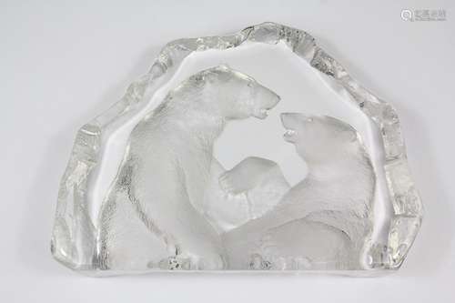 A Mats Janasson (Swedish) Glass Sculpture, depicting Polar Bear, nr 89/90, approx 24 x 18 cms