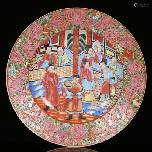 CHINESE PORCELAIN FAMILLE ROSE FIGURES PLATE