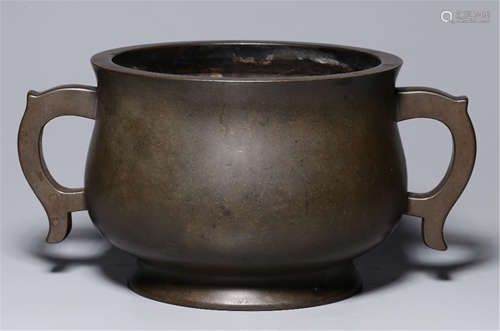 CHINESE BRONZE CIRCLE HANDLE ROUND CENSER