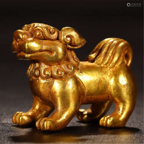 CHINESE GILT BRONZE BEAST TABLE ITEM