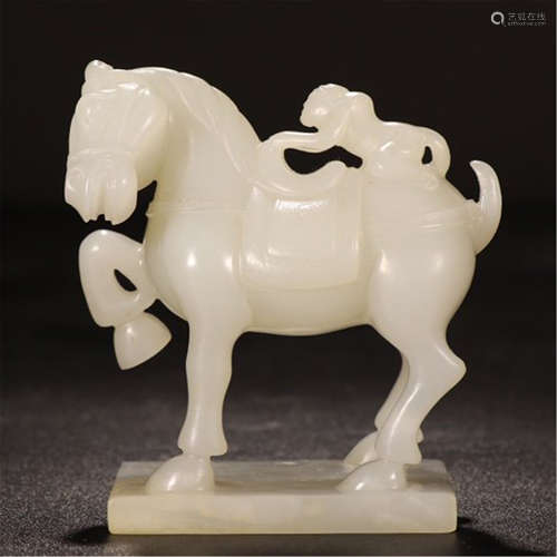 CHINESE WHITE JADE HORSE TABLE ITEM