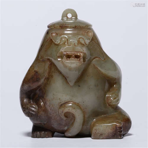 CHINESE NEPHRITE JADE BEAR TABLE ITEM