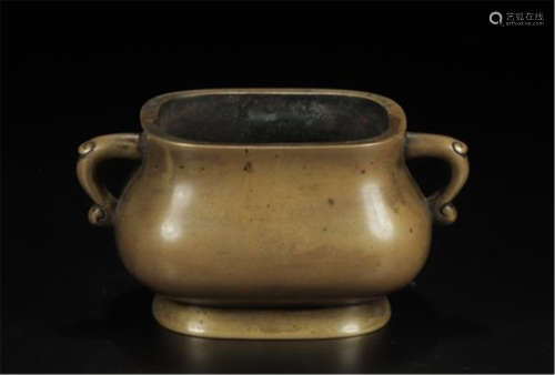 CHINESE BRONZE HANDLED SQUARE CENSER