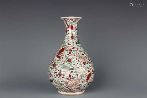 A Chinese Red and Green Glazed Porcelain Vase