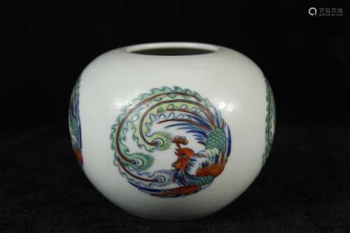A Chinese Dou-Cai Glazed Porcelain Brush Washer