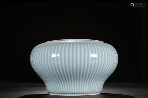 A Chinese Blue Glazed Porcelain Brush Washer