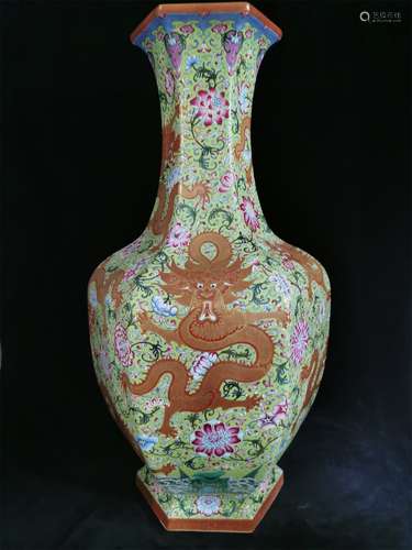 A Chinese Famille-Rose Porcelain Vase