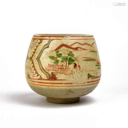 A Chinese Red and Green Glazed Porcelain Bowl