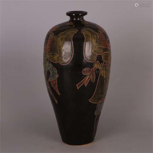 A Chinese Cizhou-Type Black Glazed Porcelain Vase