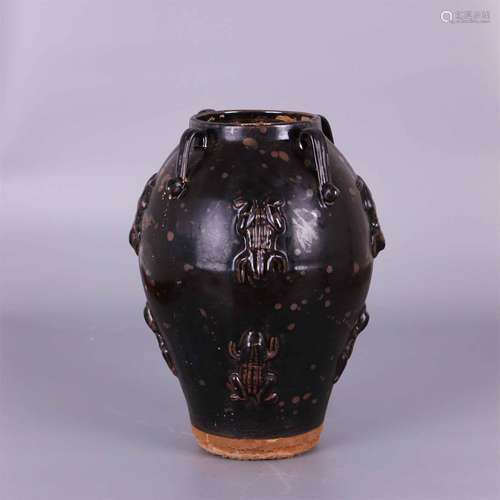 A Chinese Jizhou-Type Black Glazed Porcelain Vase