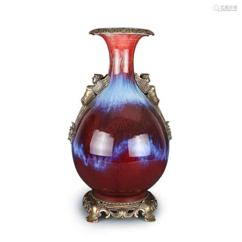 A Chinese Flambe Glazed Porcelain Vase