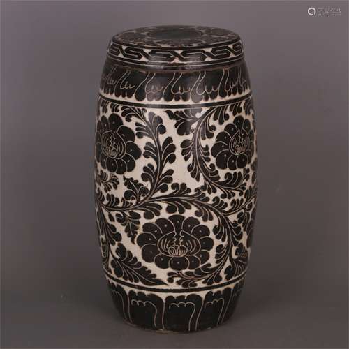 A Chinese Cizhou-Type Black Glazed Porcelain Vase