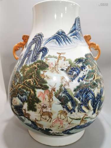 A Chinese Famille-Rose Porcelain Vase