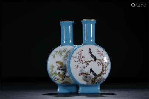 A Chinese Famille-Rose Porcelain Double Vase