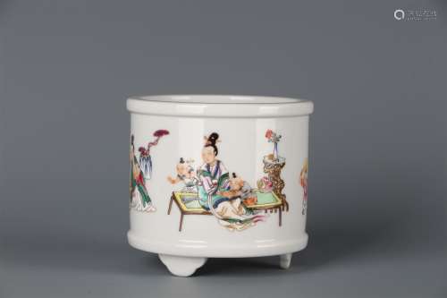 A Chinese Famille-Rose Porcelain Incense Burner