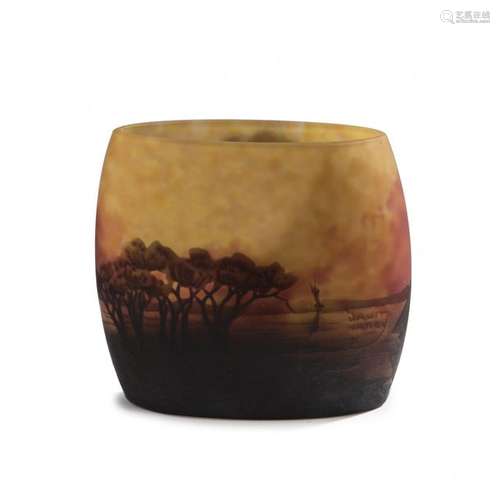 Daum Freres, Nancy , 'Paysage lacustre' vase, c.19…