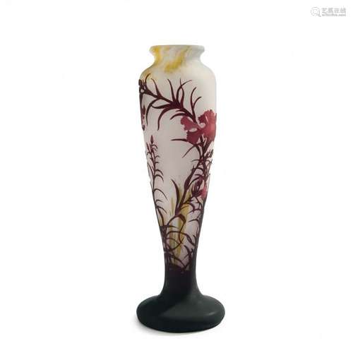 Muller Freres, Luneville, Vase 'Oeillets', c. 1925